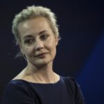 Navalny, la vedova Yulia: “Gli esami confermano che mio marito è stato avvelenato”