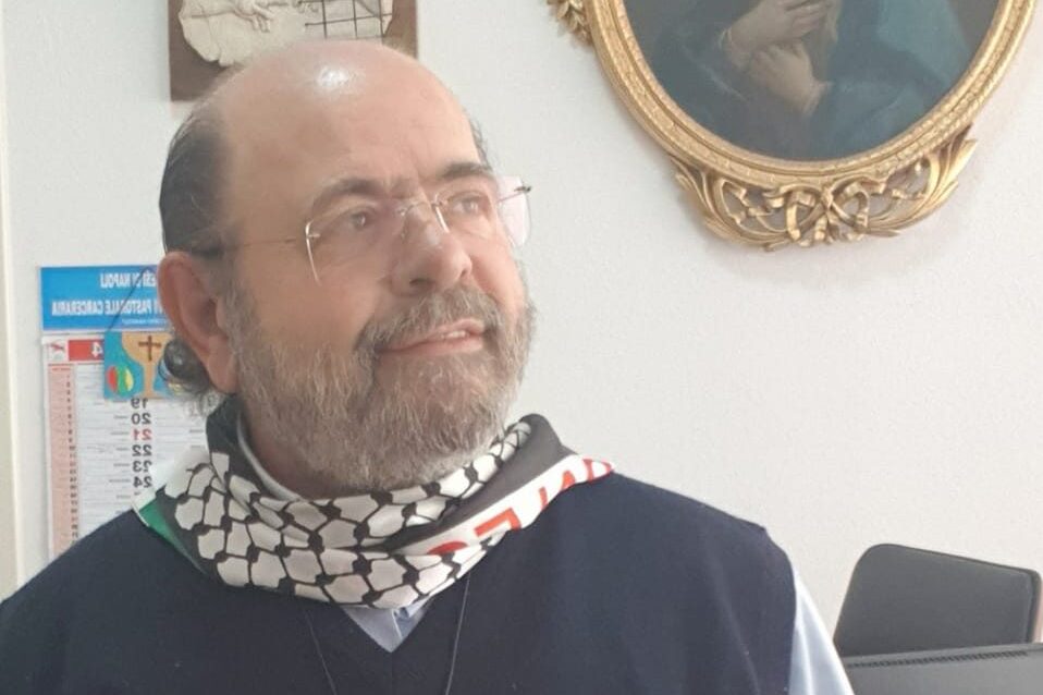 Carceri, cappellano Poggioreale: “Suicidi sono strage di Stato”