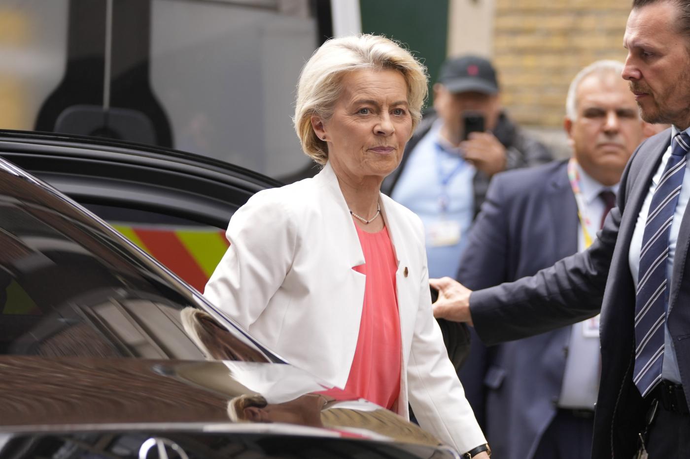 Ue, von der Leyen vede Renew: irlandesi Fianna Fail non la voteranno