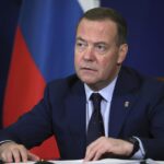 Ucraina, Medvedev: “Ci impegneremo a far scomparire Kiev e la Nato”