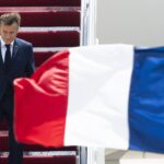 Francia, Macron chiede di formare maggioranza solida e plurale: fino ad allora resta Attal