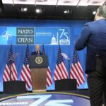 Usa 2024, Biden: “Io il più qualificato per fare il presidente”. Ma fa altre due gaffe