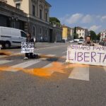 Blitz Ultima Generazione a Padova: vernice a Prato della Valle