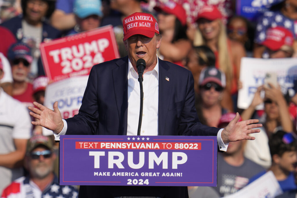 Galleria foto 'Donald Trump, le immagini dell’attentato' - foto 2