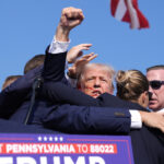 Attentato a Donald Trump: spari durante un comizio in Pennsylvania.