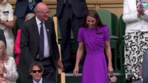 Wimbledon, oggi la finale Alcaraz-Djokovic: ovazione per Kate Middleton all’arrivo sul Centrale