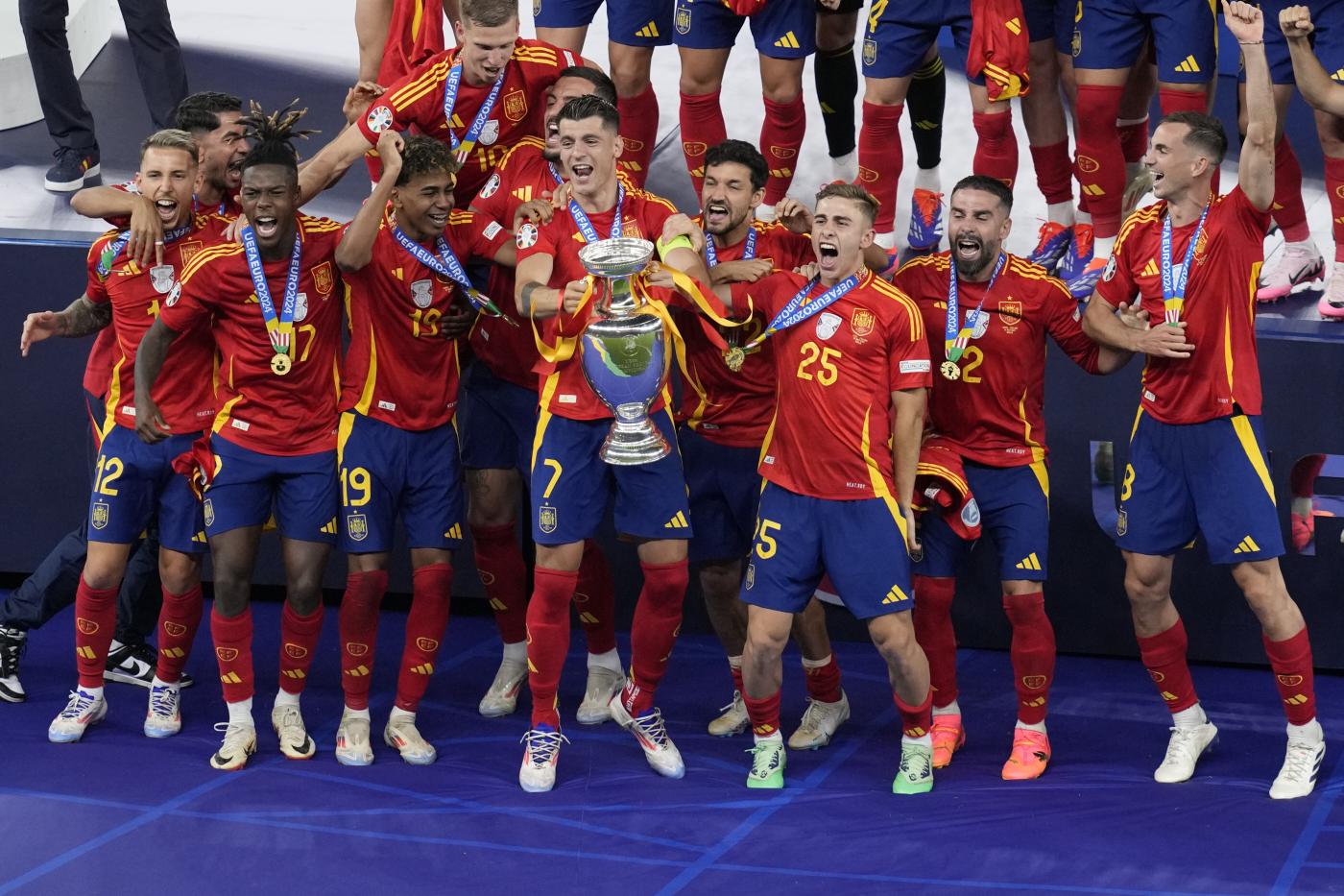 Euro 2024, trionfa la Spagna: per l’Inghilterra la maledizione continua