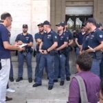 Roma, servizio antiborseggio della polizia in metro e in stazione