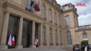 Francia, Attal verso le dimissioni: il premier lascia l’Eliseo