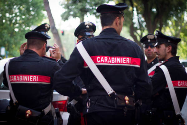 Genova, botte tra moglie e marito: ferito bimbo di tre mesi