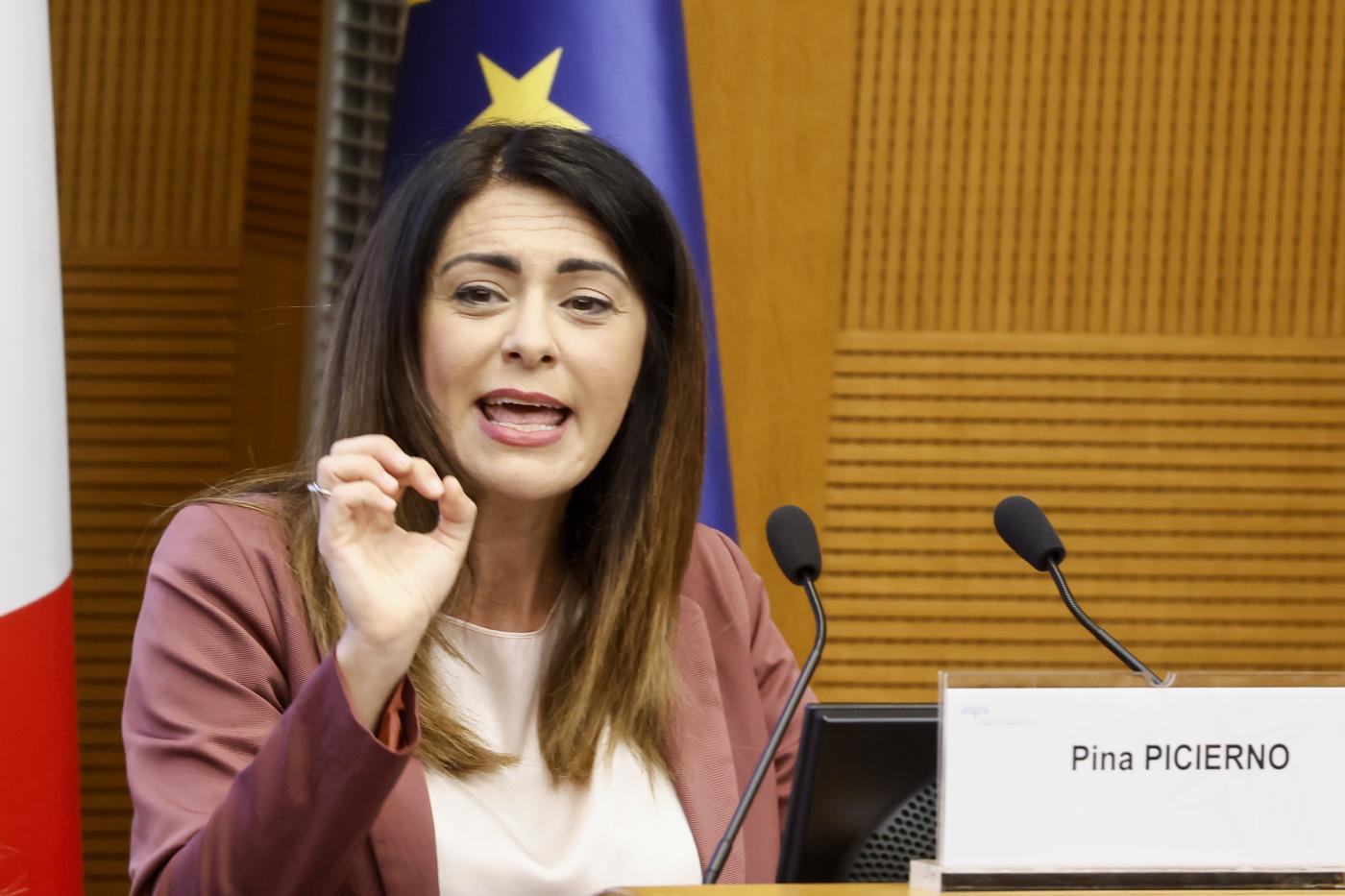nato picierno pd noi stiamo con l8217europa conte sempre col nemico