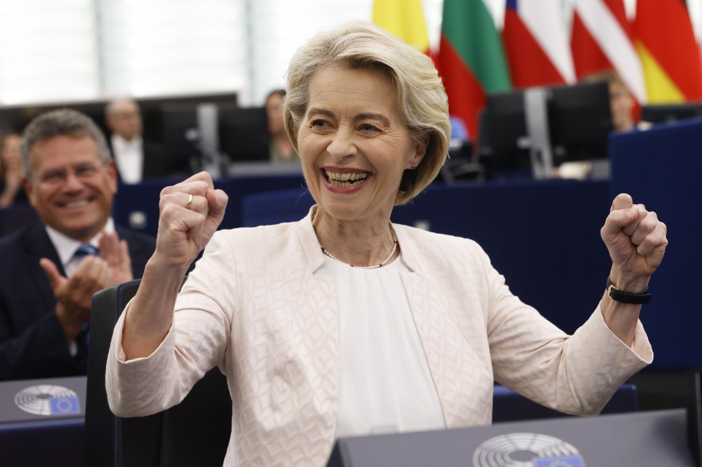 Ue, von der Leyen rieletta alla Commissione: Verdi decisivi, Meloni strappa
