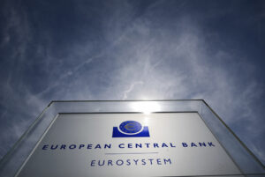 Bce mantiene invariati i tassi di interesse a luglio