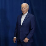 Usa 2024, Biden getta la spugna e si ritira: “Sostengo Kamala Harris”