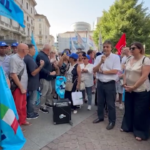 Milano, Cooperative sociali in piazza per chiedere a Comune adeguamento contratto