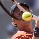 Sinner ha la febbre, slitta partenza per Parigi 2024