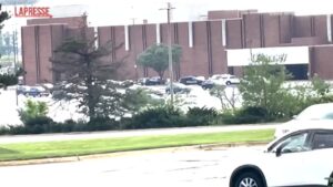 Stati Uniti, sparatoria in un centro commerciale dell’Iowa: un ferito