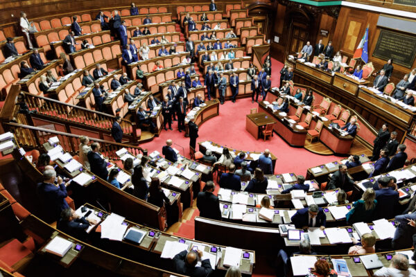 Sanità, via libera Senato a dl contro aggressioni: passa alla camera