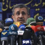Iran, media: manomessa auto Ahmadinejad, volevano ucciderlo