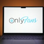 Parigi 2024, per qualche dollaro in più: atleti su OnlyFans per pagarsi Giochi