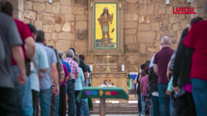 Usa, polemiche sulla rimozione delle icone del Cristo Apache da Missione di San Giuseppe