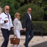 Parigi 2024, Biden lascia la Casa Bianca indossando la giacca di Team Usa