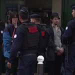 Parigi, polizia ferma attivisti Extinction Rebellion