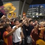 Roma, un centinaio di tifosi a Fiumicino in attesa del nuovo acquisto Matias Soulè