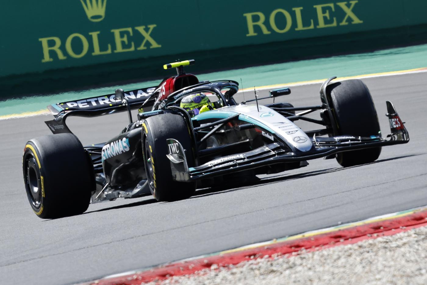 Gp Belgio, squalificato Russell: vittoria a Hamilton Gp Belgio, squalificato Russell: vittoria a Hamilton