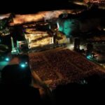 Vienna, lo spettacolo dell’Aida con la traversata del funambolo Andrea Loreni