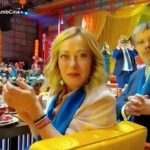 Cina, la premier Meloni festeggia un compleanno al ristorante: il video virale