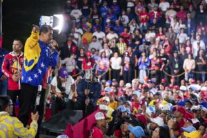 Venezuela, proteste a Caracas contro l’elezione di Maduro