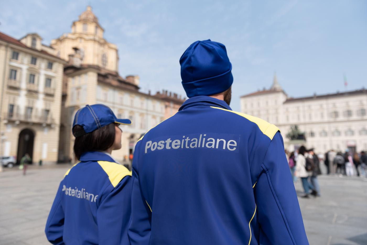 Poste Italiane, i conti del 1° semestre 2024: utile netto oltre 1 miliardo