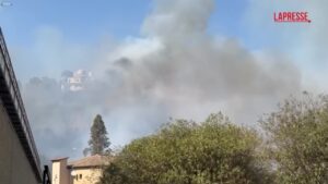 Roma, incendio a Monte Mario: il rogo vicino al Tribunale e alla Rai