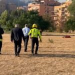 Roma, incendio Monte Mario: la ricognizione aerea di sindaco e prefetto