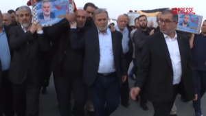 Ismail Haniyeh, l’arrivo a Doha della salma del leader di Hamas