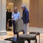 Parigi 2024, le immagini dell’incontro tra Meloni e Bach