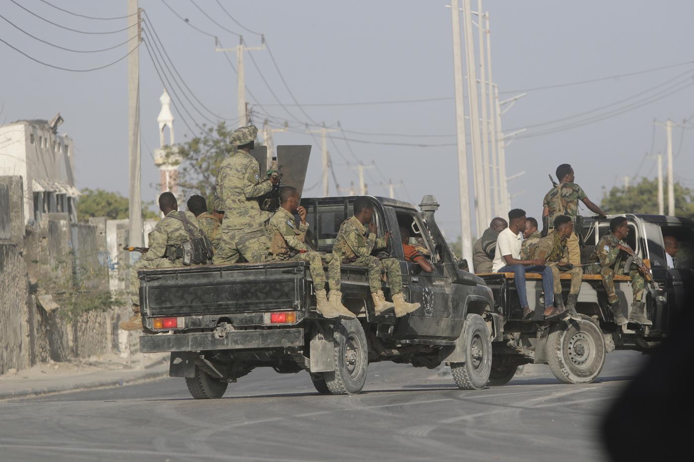 Somalia, 32 morti in attacco su spiaggia Mogadiscio