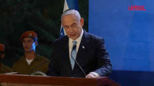 Israele, Netanyahu: “Circondati su sette fronti ma ci batteremo”