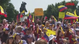 Venezuela, proteste in tutto il Sudamerica contro elezione Maduro