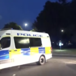 Regno Unito, scontri tra polizia e manifestanti estrema destra a Bristol