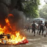 Bangladesh, oltre 200 morti in proteste. Si dimette la premier Sheikh Hasina