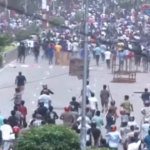 Bangladesh, oltre 200 morti negli scontri: manifestanti verso Dacca