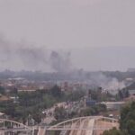Israele, droni dal Libano fanno due feriti nel Nord: la colonna di fumo dal luogo dell’attacco