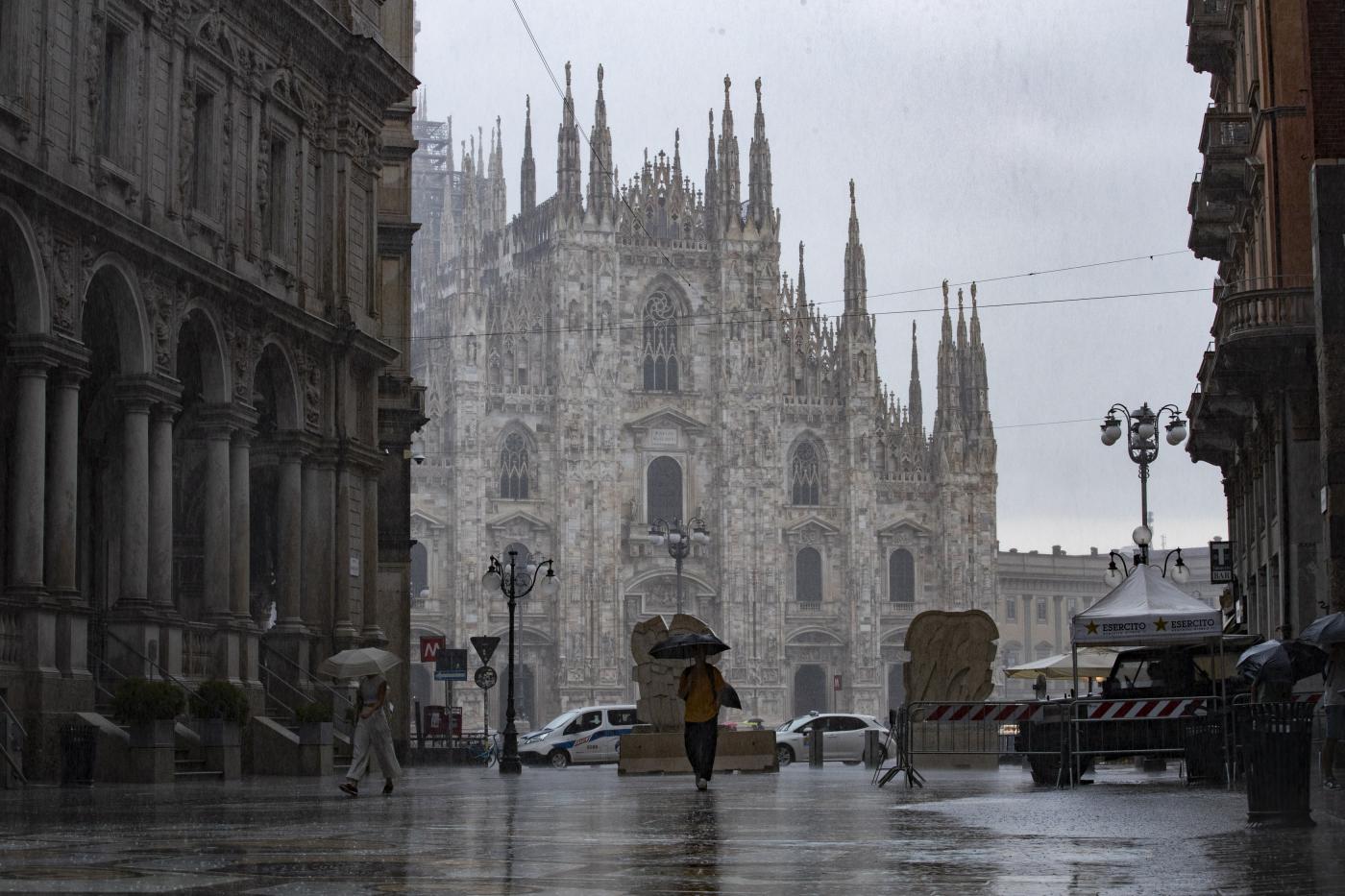 Maltempo, forti temporali a Milano e Torino
