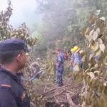Nepal, cinque morti in un incidente in elicottero: le immagini dei soccorsi