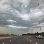 Maltempo, la tempesta su Milano vista dall’autostrada