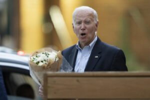 Joe Biden al cimitero di Wilmington