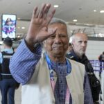 Bangladesh, Yunus giura come premier ad interim
