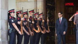 Barcellona, Salvador Illa ha prestato giuramento come presidente della Generalitat della Catalogna